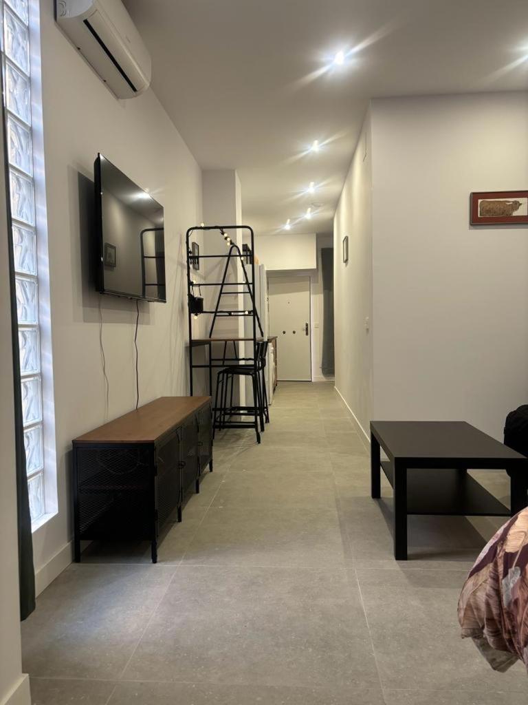 Hermoso Piso A 5 Minutos De La Estacion De Bus Y Tren Maria Zambrano Malaga Ngoại thất bức ảnh