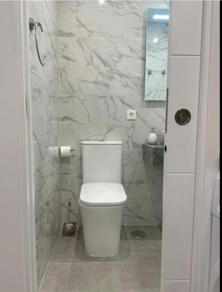 Hermoso Piso A 5 Minutos De La Estacion De Bus Y Tren Maria Zambrano Malaga Ngoại thất bức ảnh